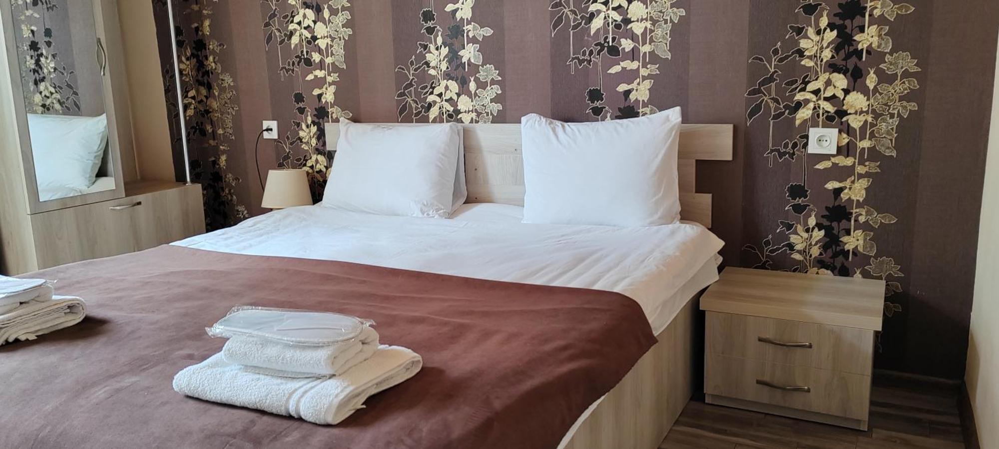 Hotel Svanseti メスティア エクステリア 写真