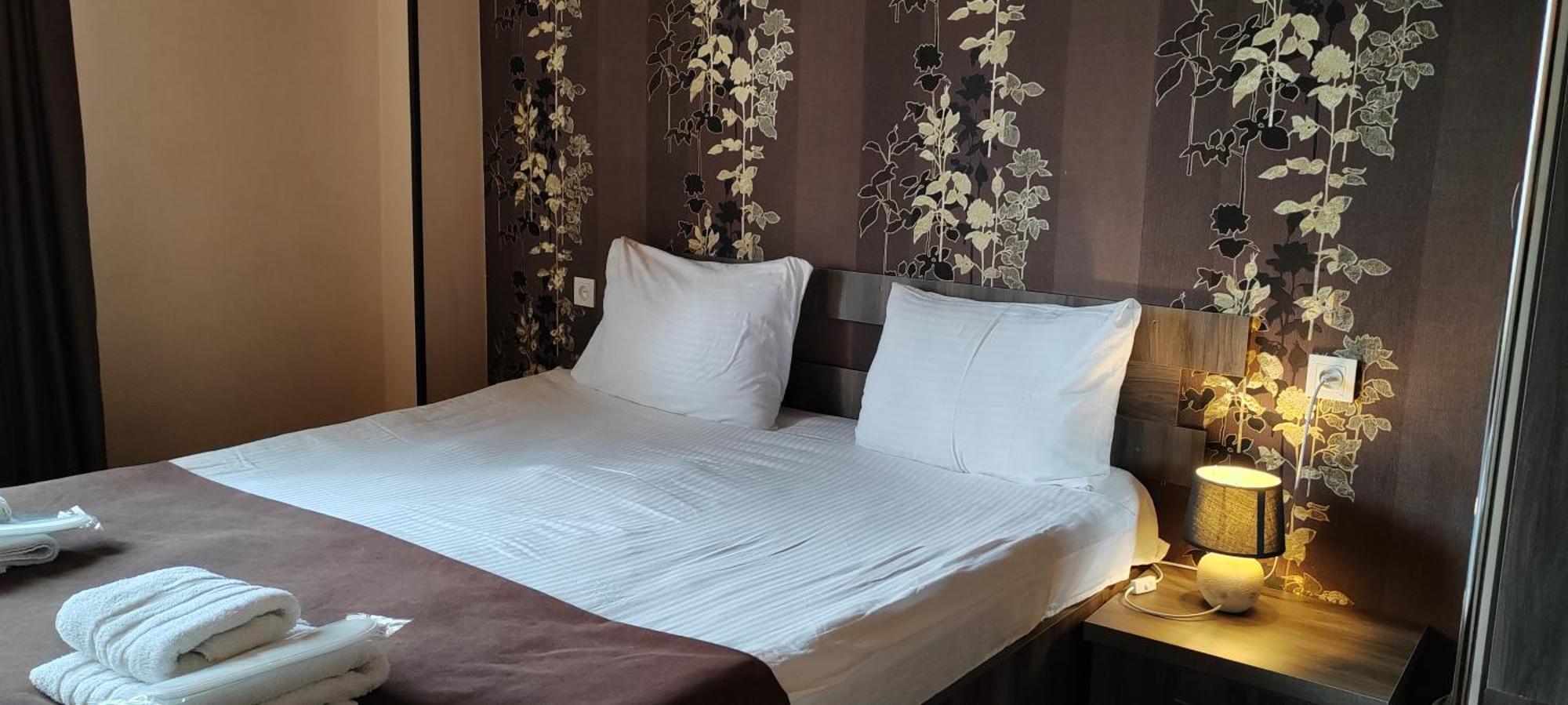 Hotel Svanseti メスティア エクステリア 写真