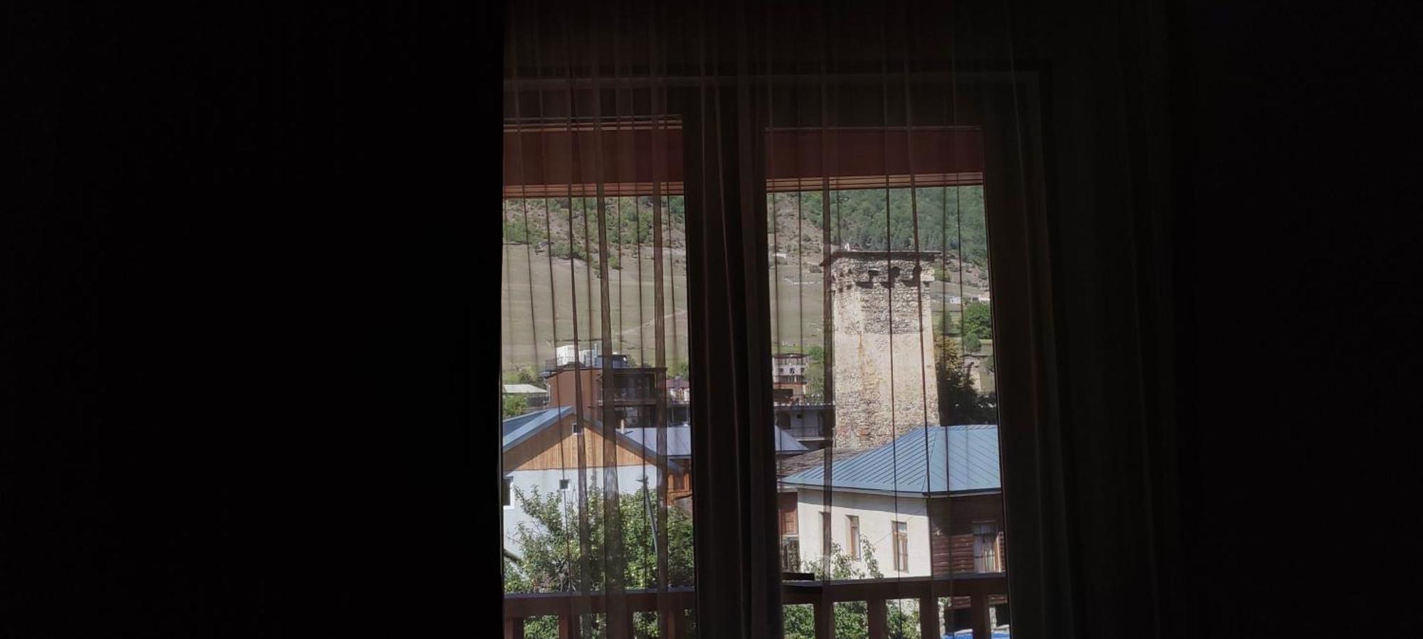 Hotel Svanseti メスティア エクステリア 写真