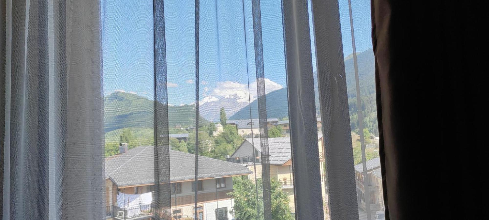 Hotel Svanseti メスティア エクステリア 写真