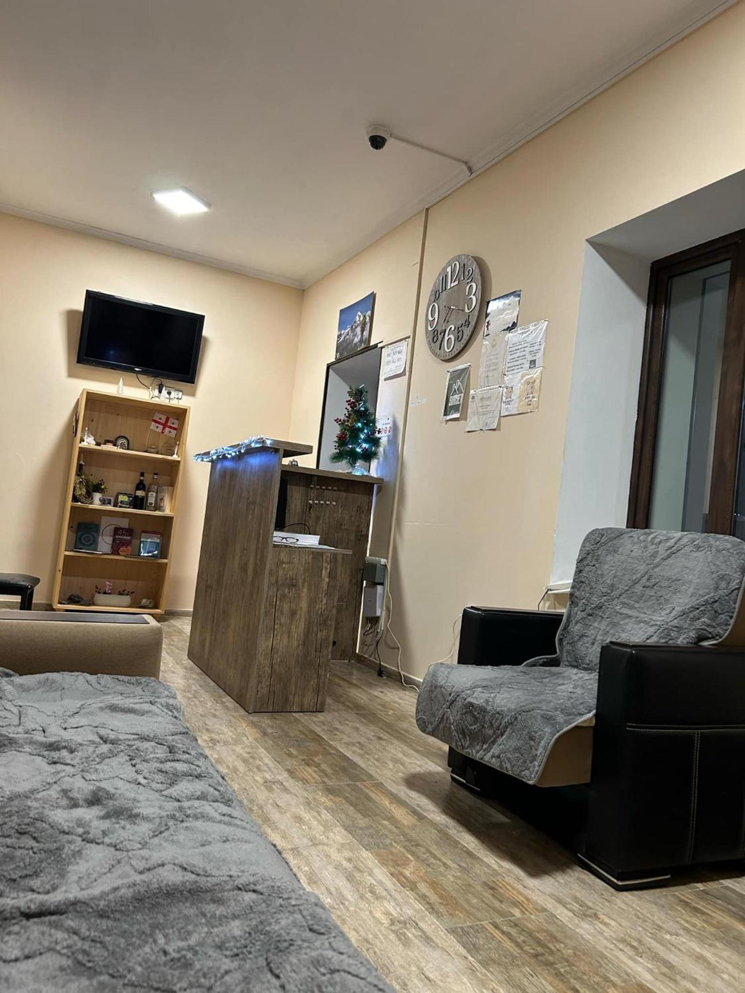 Hotel Svanseti メスティア エクステリア 写真
